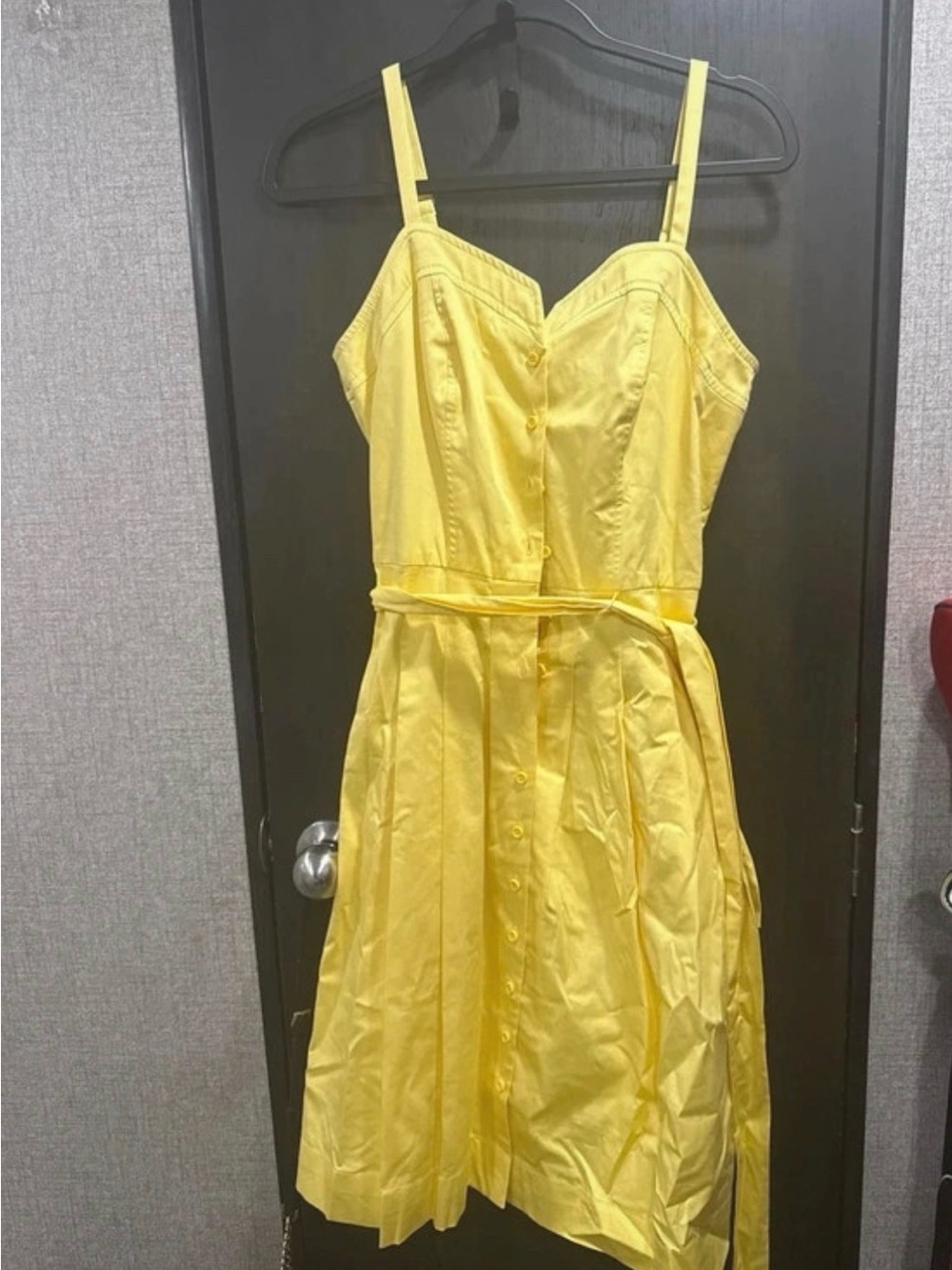 Gal Meets Glam Sunny Yellow Button-Front Midi Dress